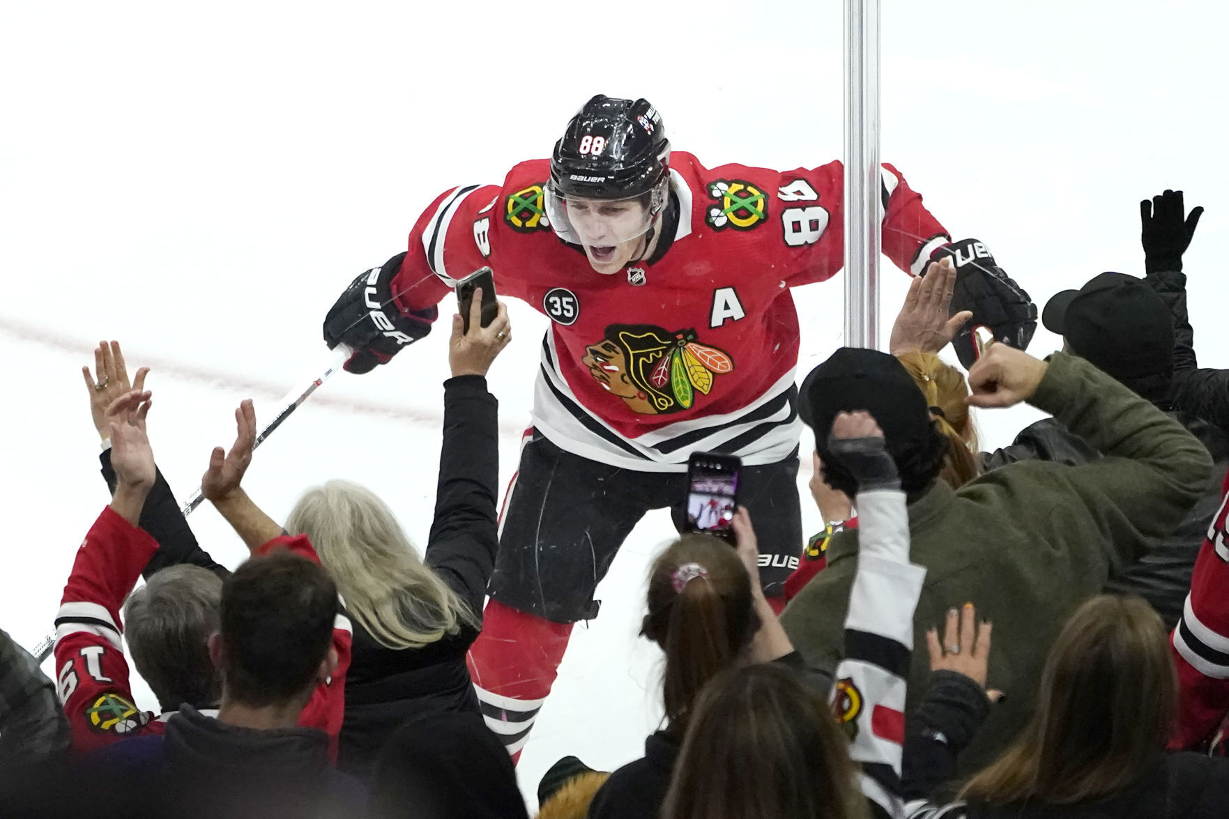 Senators Blackhawks Hockey